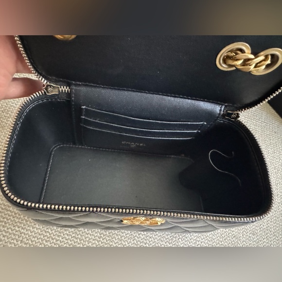 Chanel Black Quilted Vanity Case with Gold Hardware - Picture 11 of 16